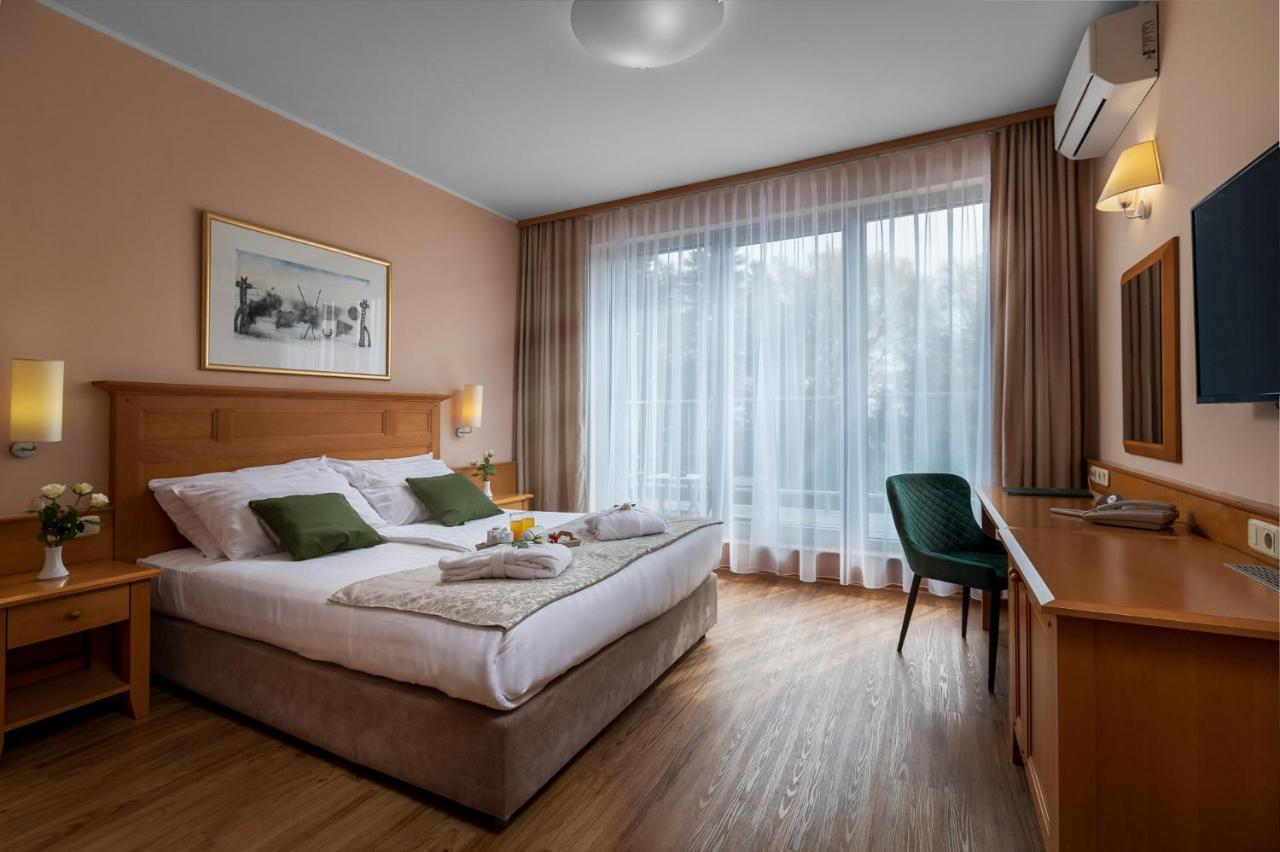Grand Hotel Bellevue Hočko Pohorje Exteriér fotografie